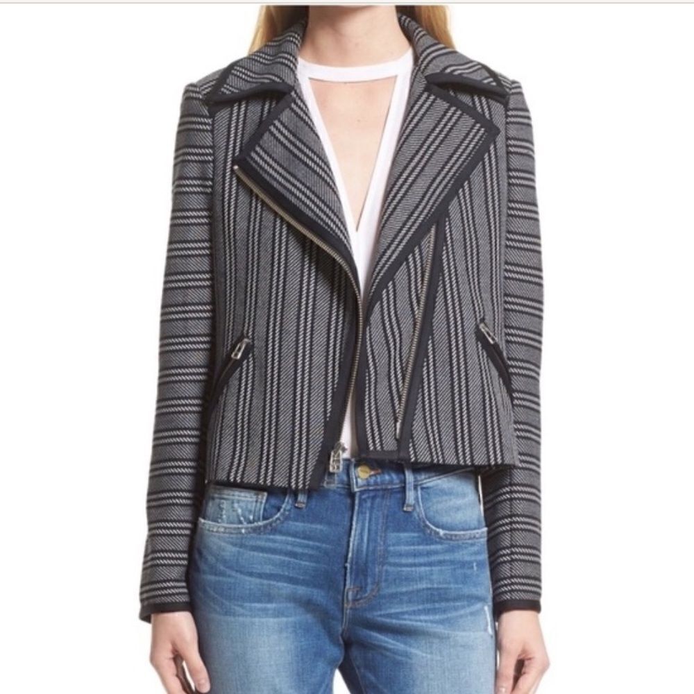 Veronica Beardnavyjacket